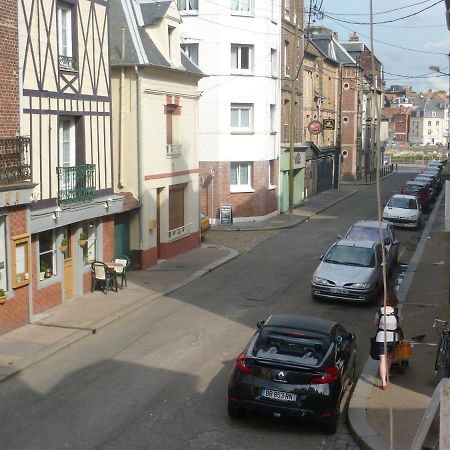 Appartement Entre Mer Et Port De Plaisance Dieppe Exterior photo